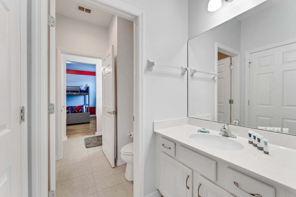 2311vd-providence 5 Bedroom Home