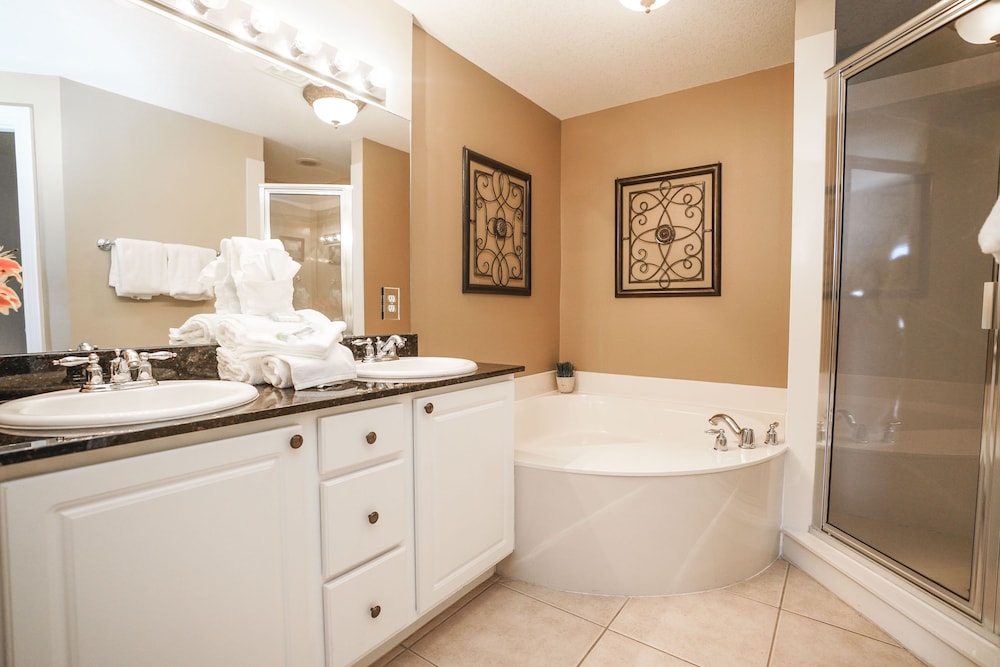 Calypso Beach Resort by Panhandle Getaways