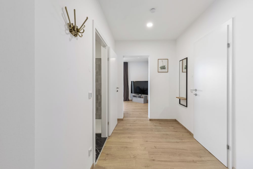 Maria Blick Lake View Apartments
