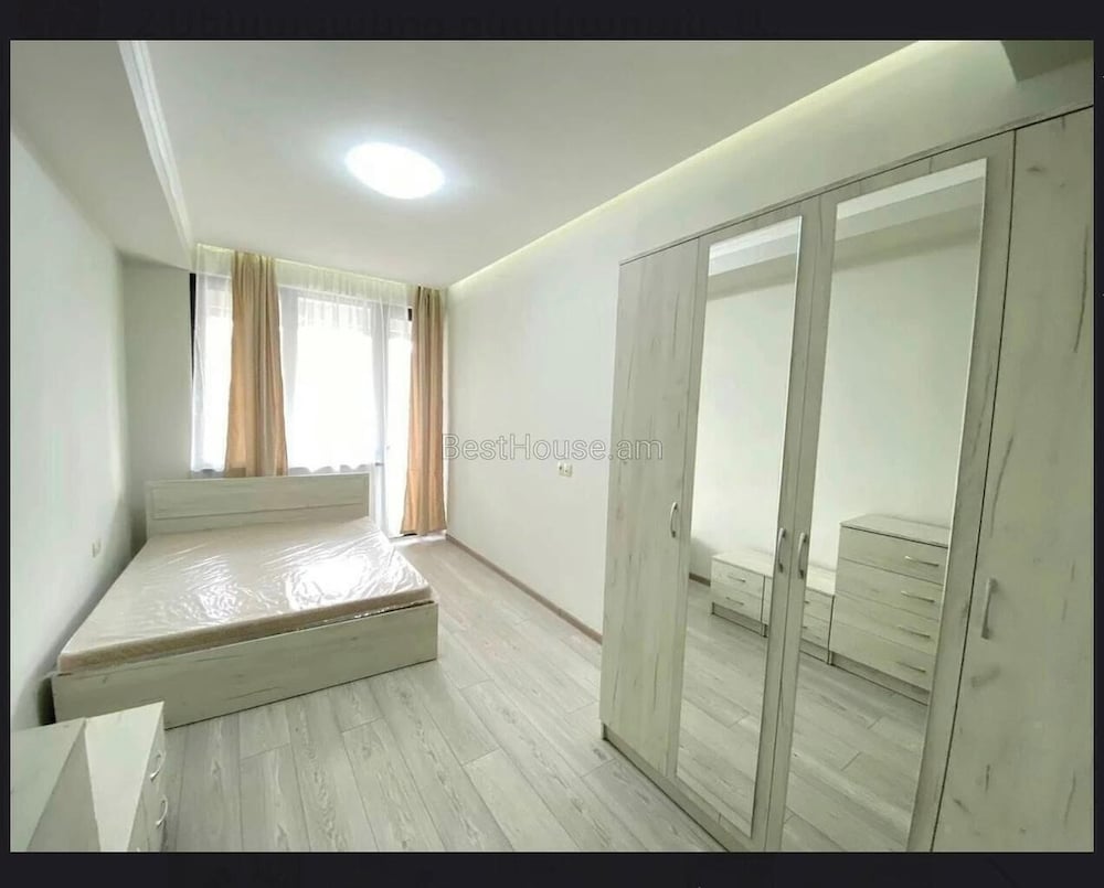 Apartment on Aram Khachatryan street