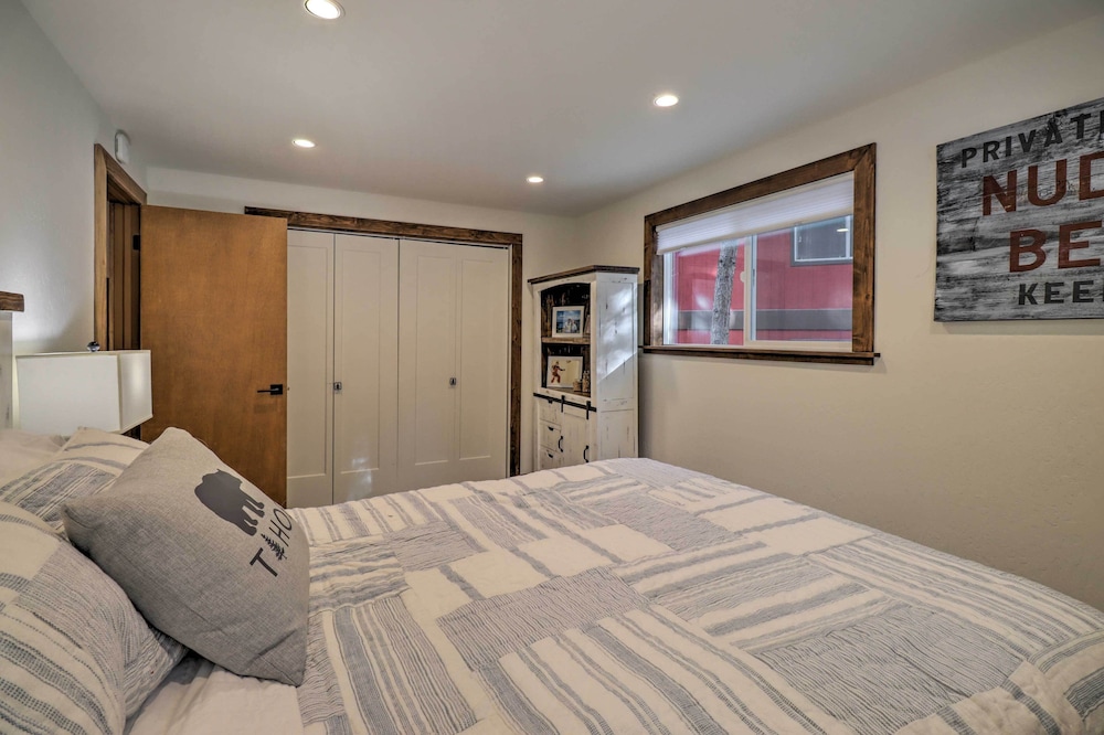 Lake Tahoe Vacations - Incline Village Cabin w/ Patio: 2 Mi to Beach! - Property Image 24