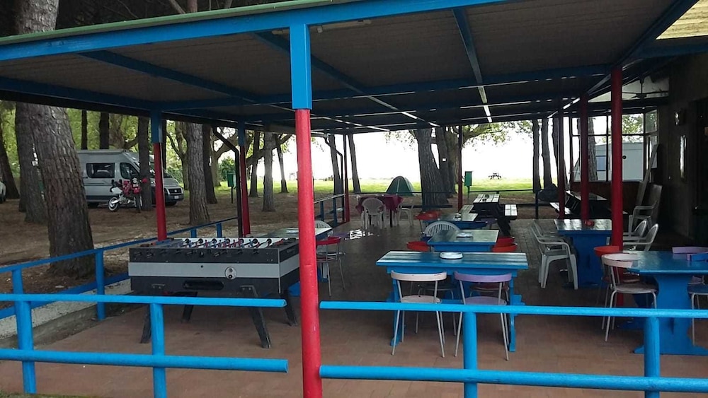 outdoor bbq area