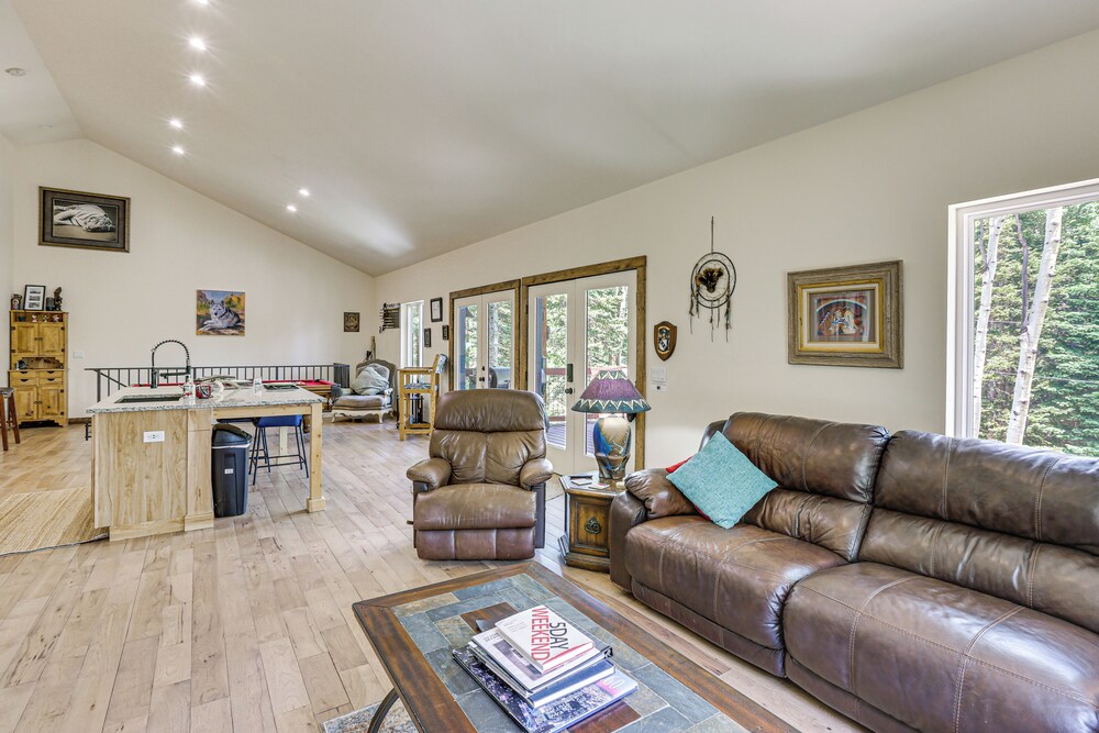 Private Hot Tub & Mountain Views: Duplex in Salida