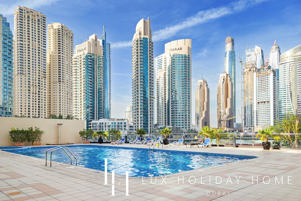 LUX The Marina View Suite 3