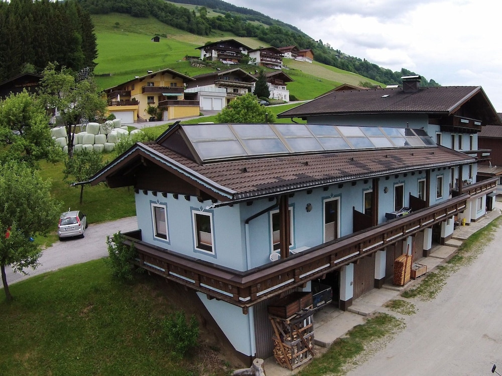 Spacious Apartment Near Ski Area in Mittersill