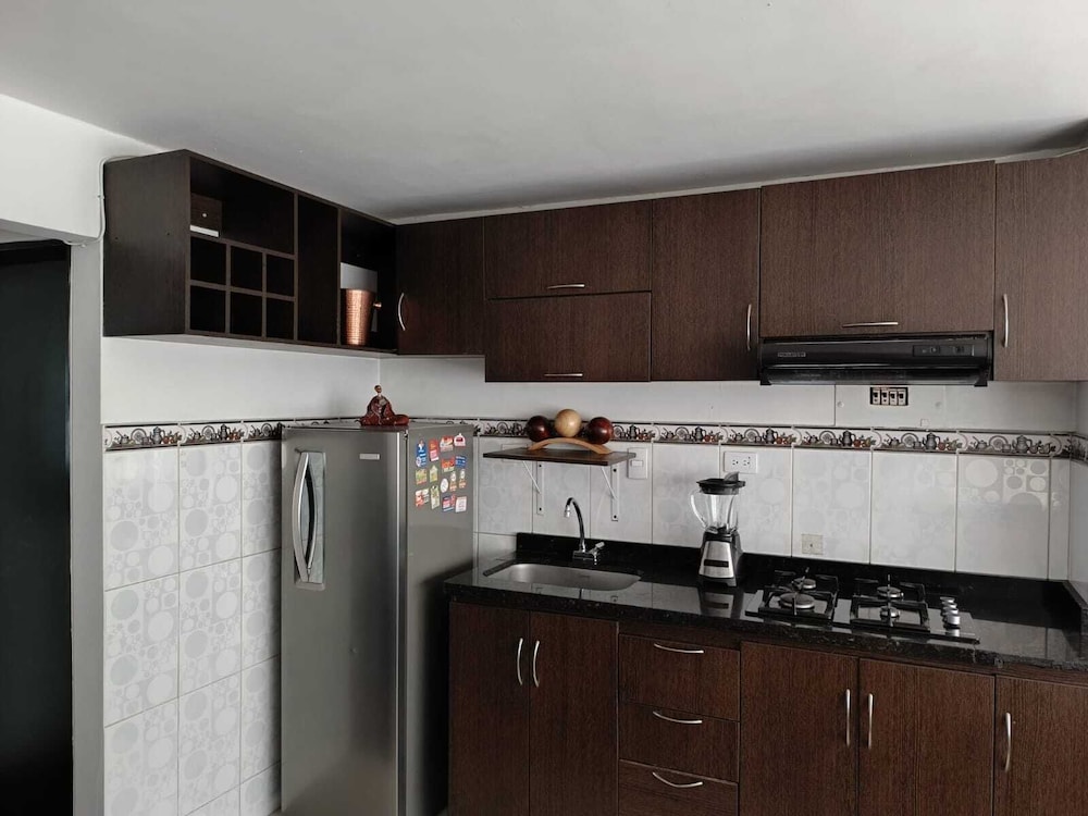 Hermoso apartamento completo buen precio view 2