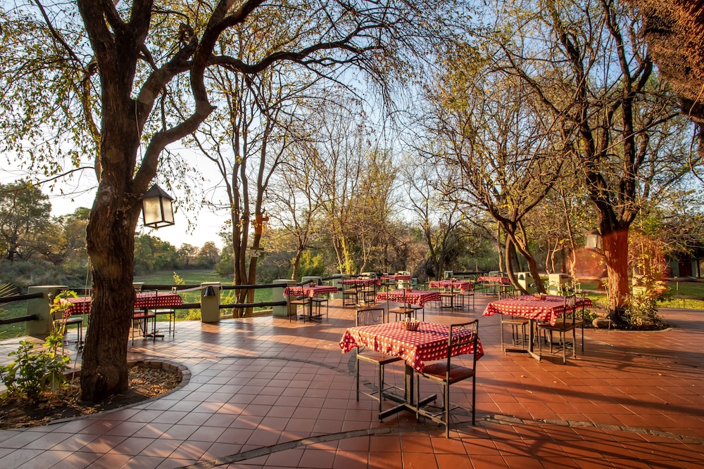 Maramba River Lodge