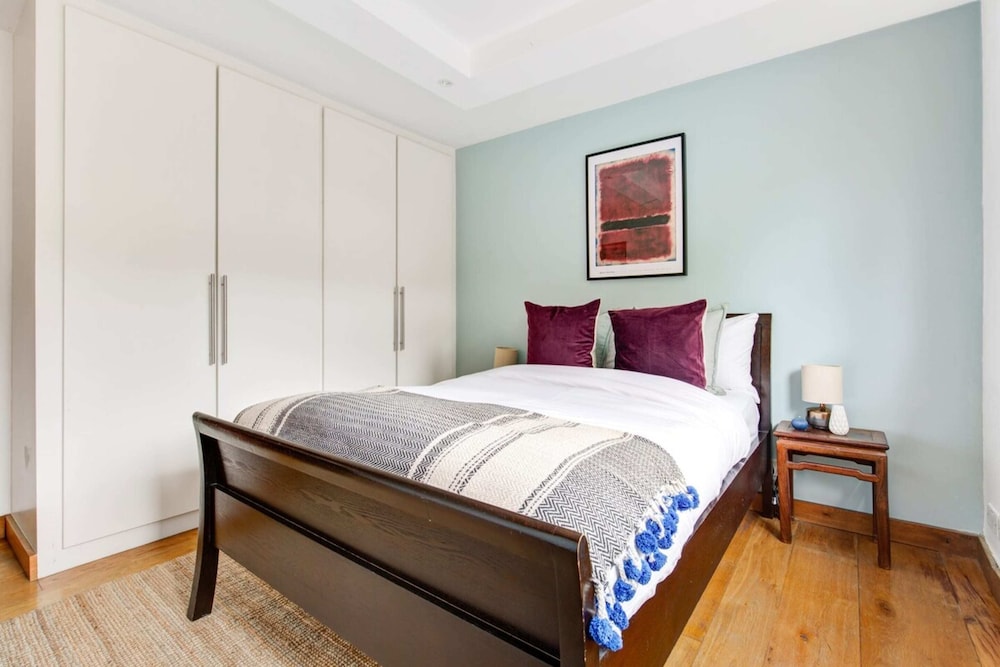 Modern Notting Hill 2 Bedroom Near Royal Oak Tube