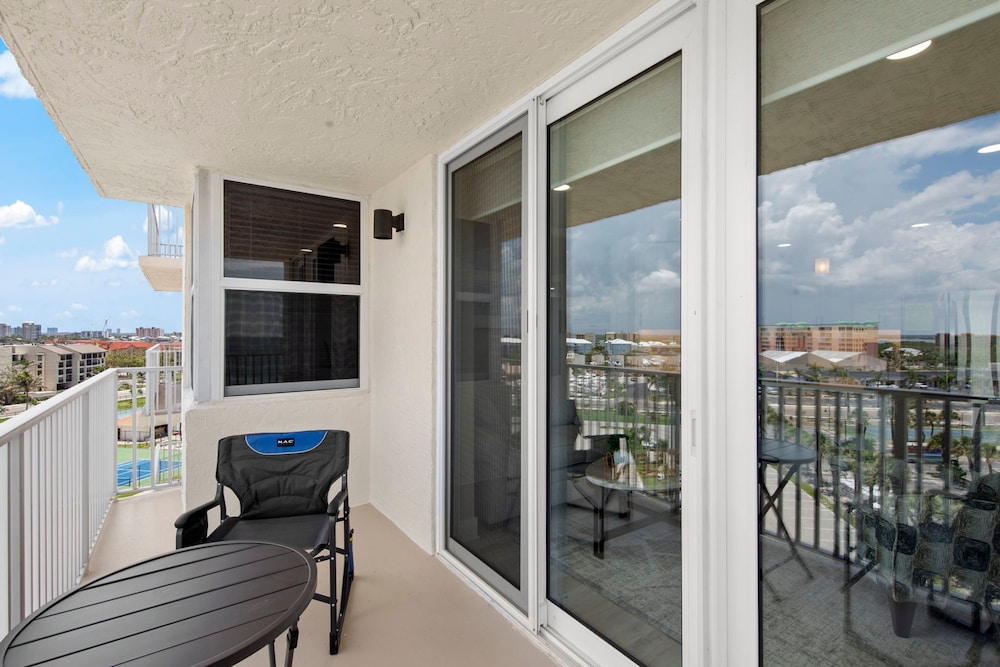 New Luxury Estero Beach Tennis Club 708a