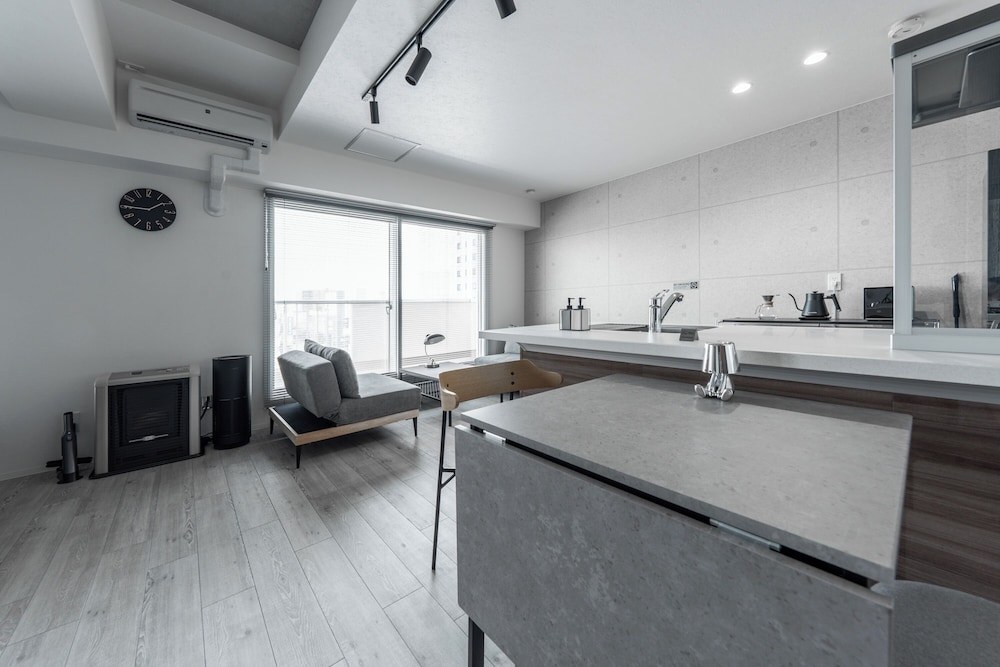 LUXIA 503