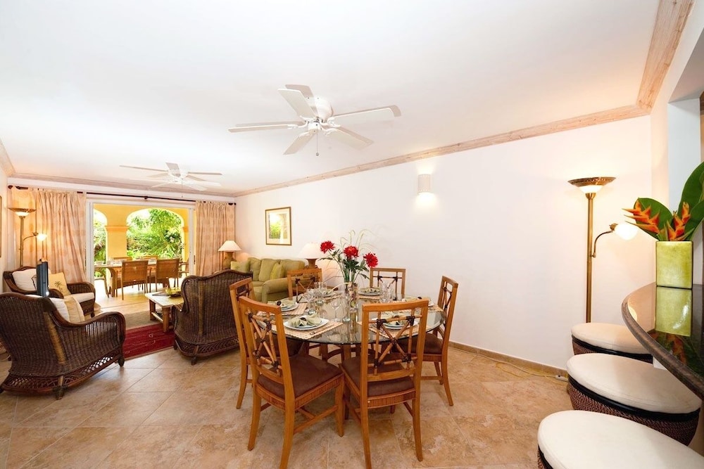 Modern 2-bed Apt Near Beach In St. Lawrence Gap 2 Bedroom Apts by Bluescape