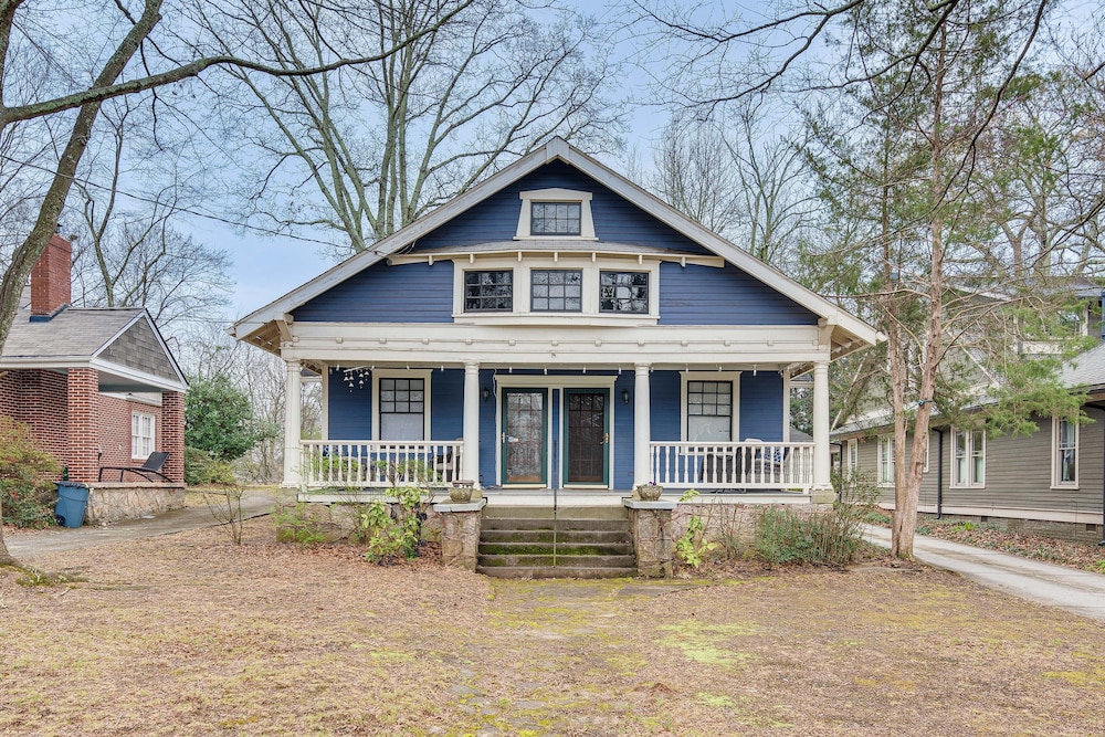 Charming Decatur Oakhurst Bungalow w/ Patio!
