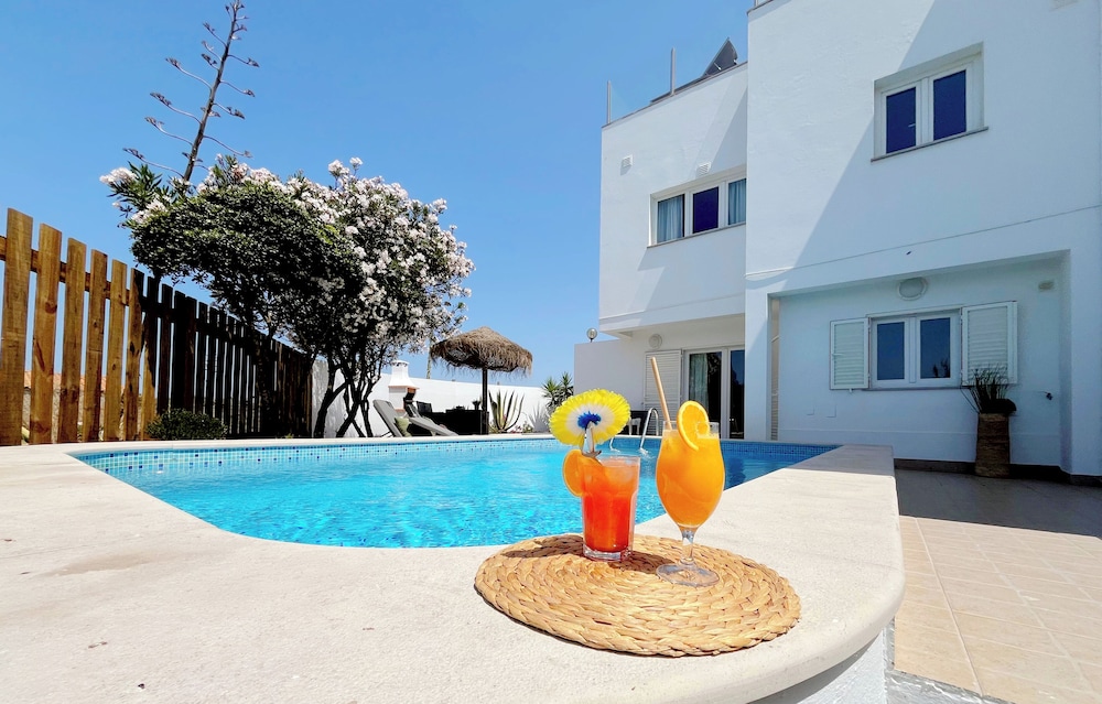 Dune Pearl Villa - Private Spa - Exclusive Pool, Sauna & Beach Access - Duna Parque Resorts & Hotels