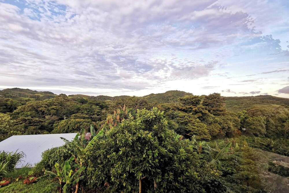 Calma Loft Monteverde Rainforest - Epic Views - Santa Elena