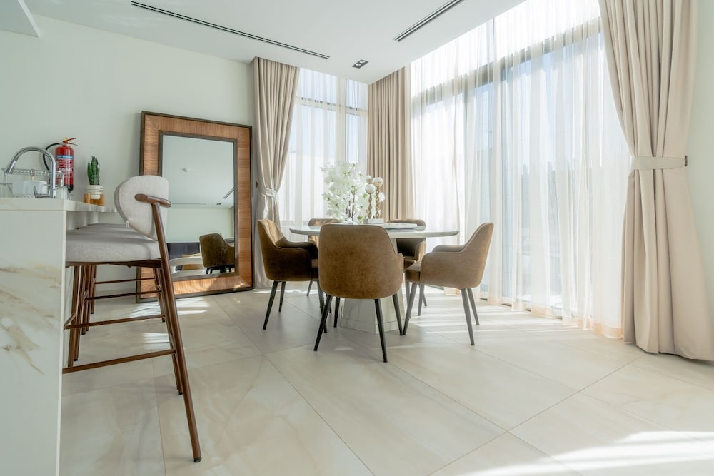 Luxury townhouse in Al Danah Bay