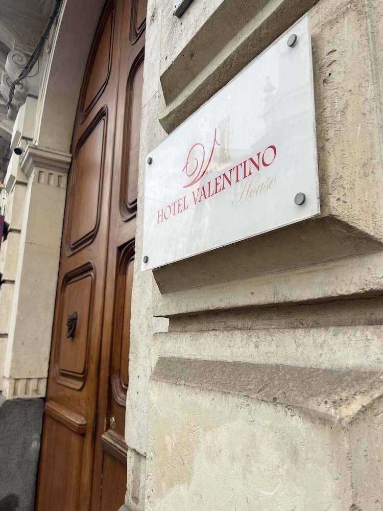 Hotel Valentino - Image 1