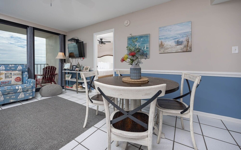 Island Winds East 707 2 Bedroom Condo