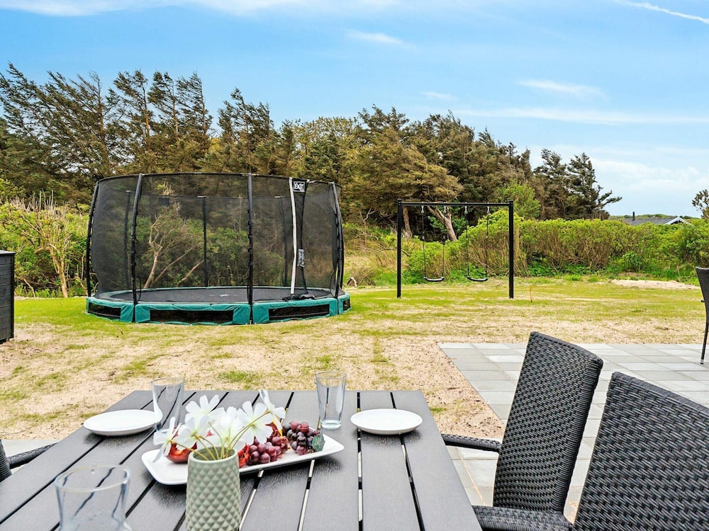 5 Star Holiday Home in Lokken