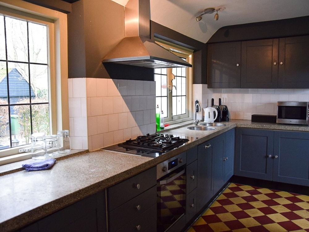 Charming Holiday Home in Hulshorst With Pool view 5