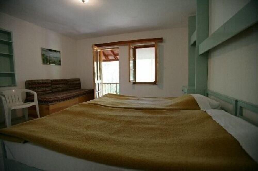 Altin Camp & Park Hotel