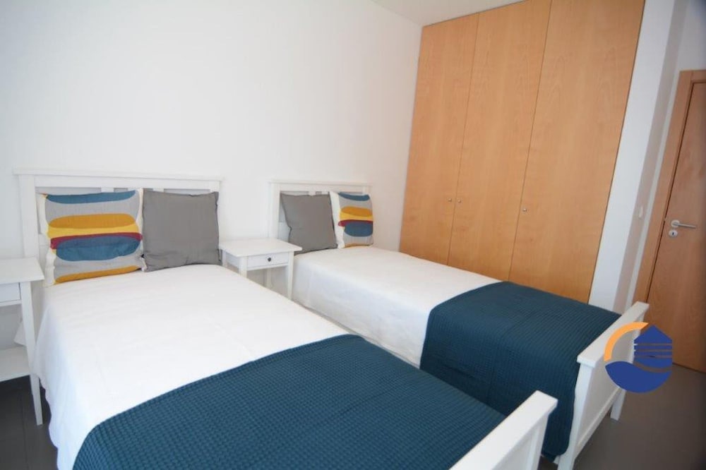 16 in Portim o With 2 Bedrooms and 2 Bathrooms
