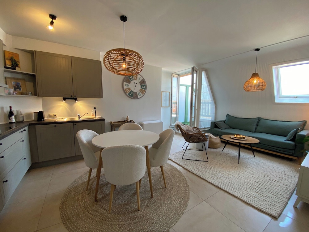 Apartment in Nieuwpoort Near Flemish Coast