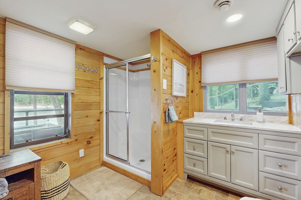 Hot Tub + Deck: Waterfront Home on Sacandaga Lake