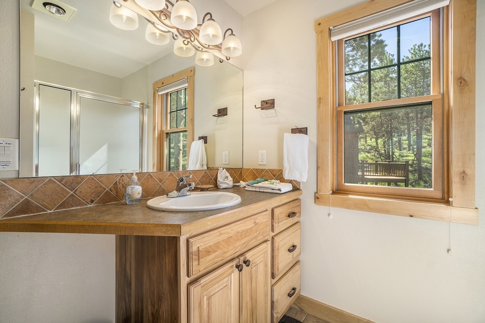 Cozy Solitude Cabins - Estes Park CO