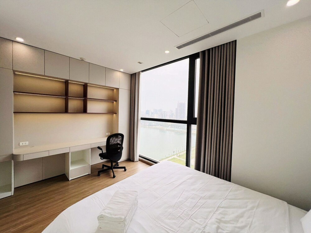 TIL - Vinhomes Skylake Elegance Suites