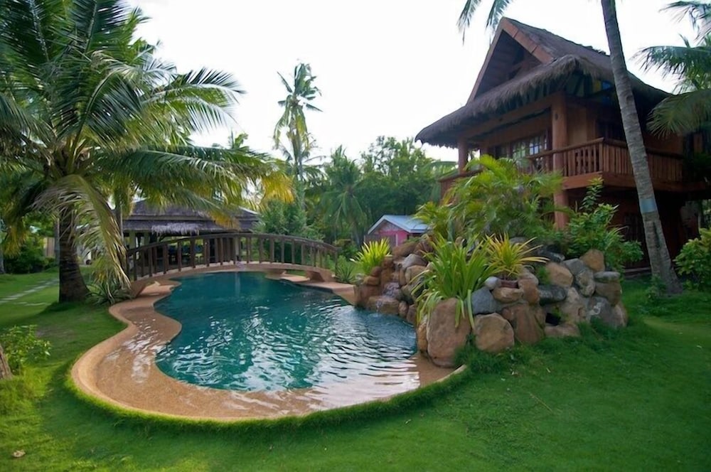 Hoyohoy Villas