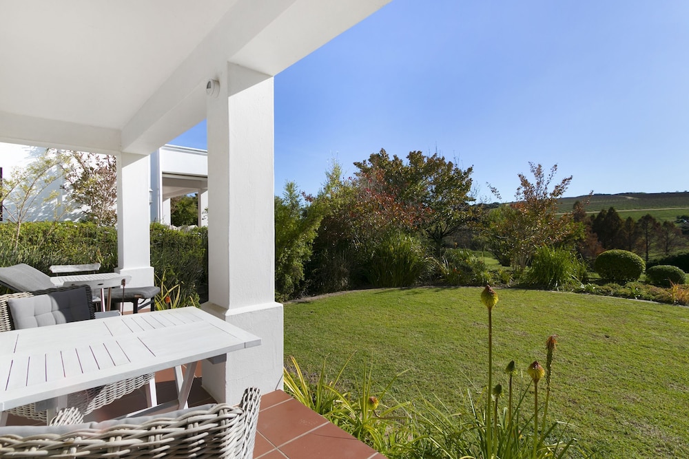 Winelands Golf Lodges at De Zalze