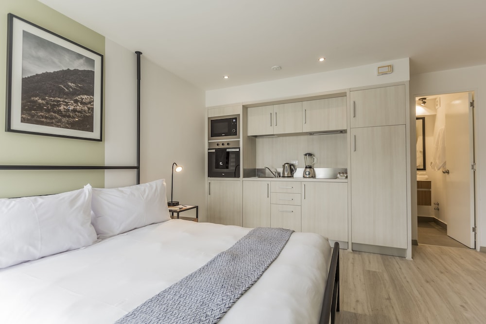 Primera Parada Lofts by Wynwood-House view 5