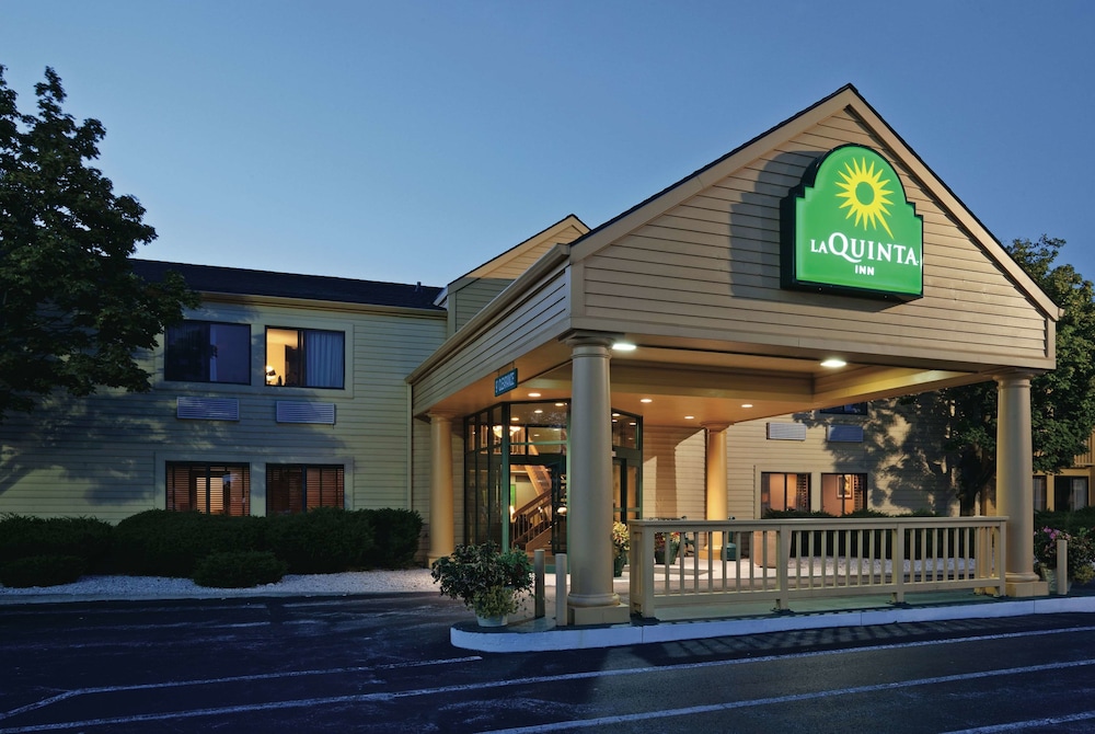 Sheboygan Vacations - La Quinta Inn by Wyndham Sheboygan - Property Image 18