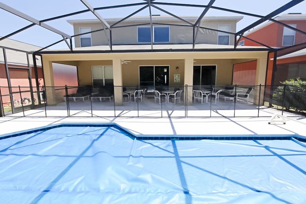 7BR 4.5BA Home in Emerald Island Resort by CV-2767 - Image 4