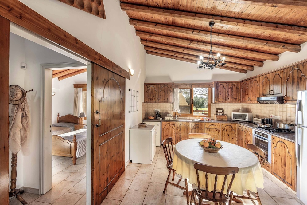 Coral Bay Cottage