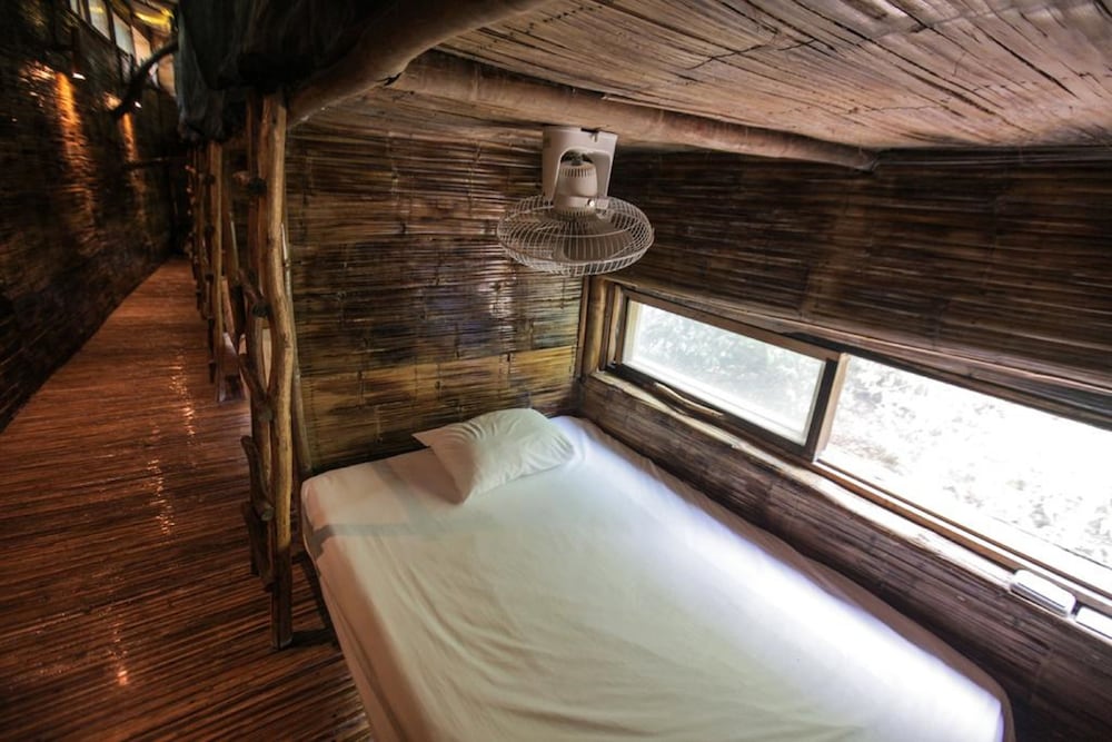 Cancun Vacations - Bambu Gran Palas Hostel Party - Property Image 37