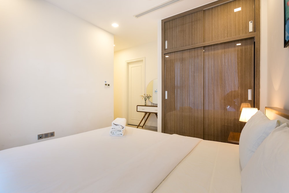 Saigon House Vinhomes Golden River