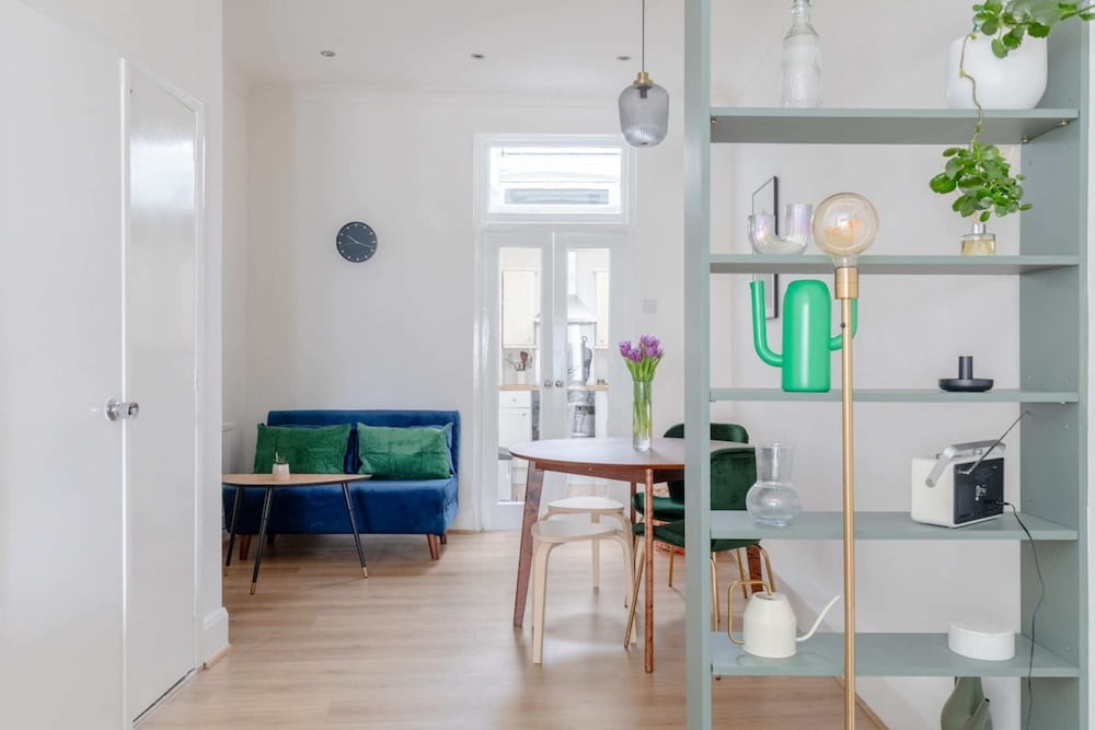 Central & Charmingly Curated 1BD Wifi Fulham