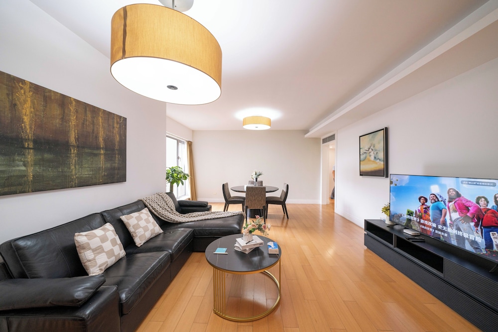 Tyms 3BR 2BA Apartment in Xujiahui