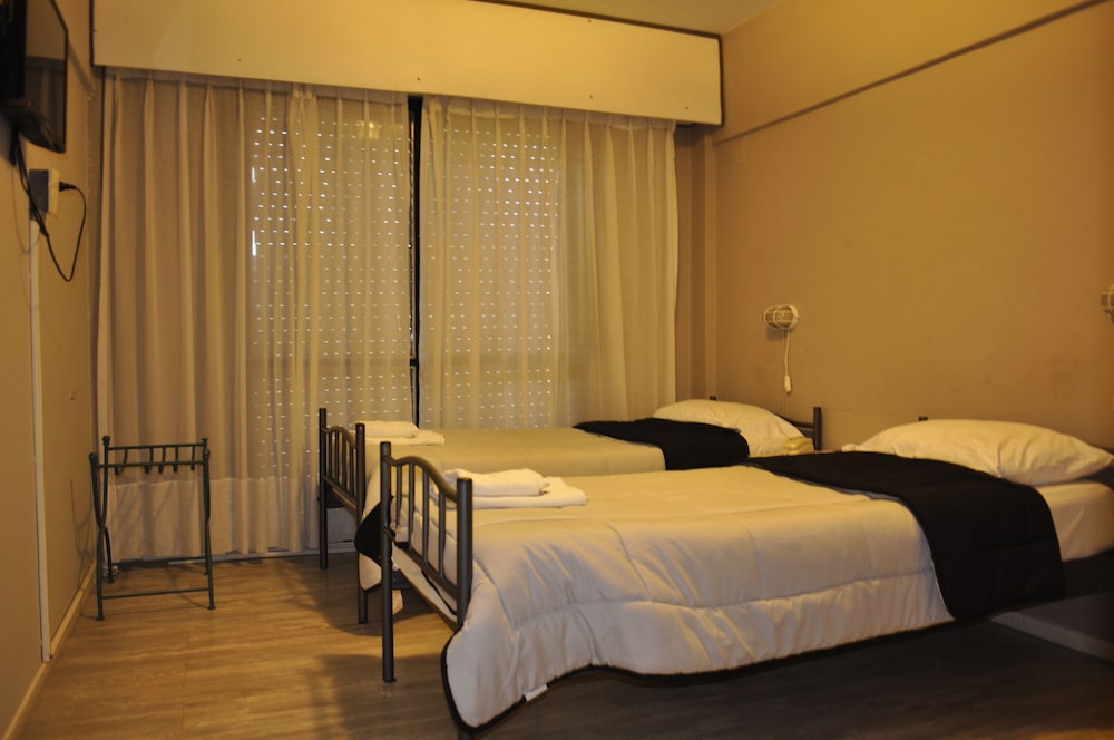 Hostal Rayentray