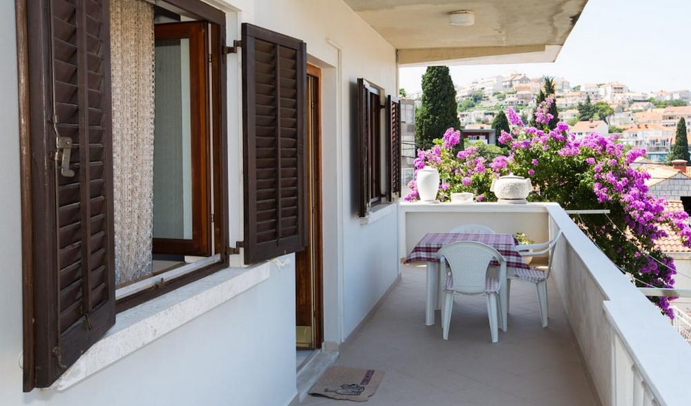 Apartments Farac