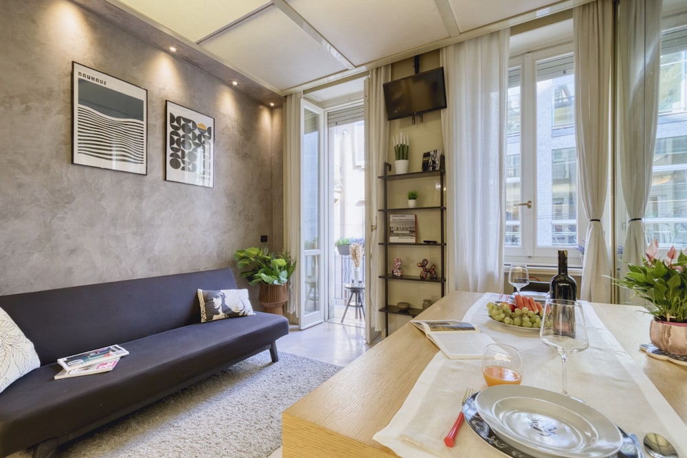 Cerva - Stylish 1 Bedroom Close to Duomo