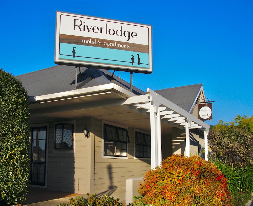 Hotel Riverlodge Nelson - Image 1