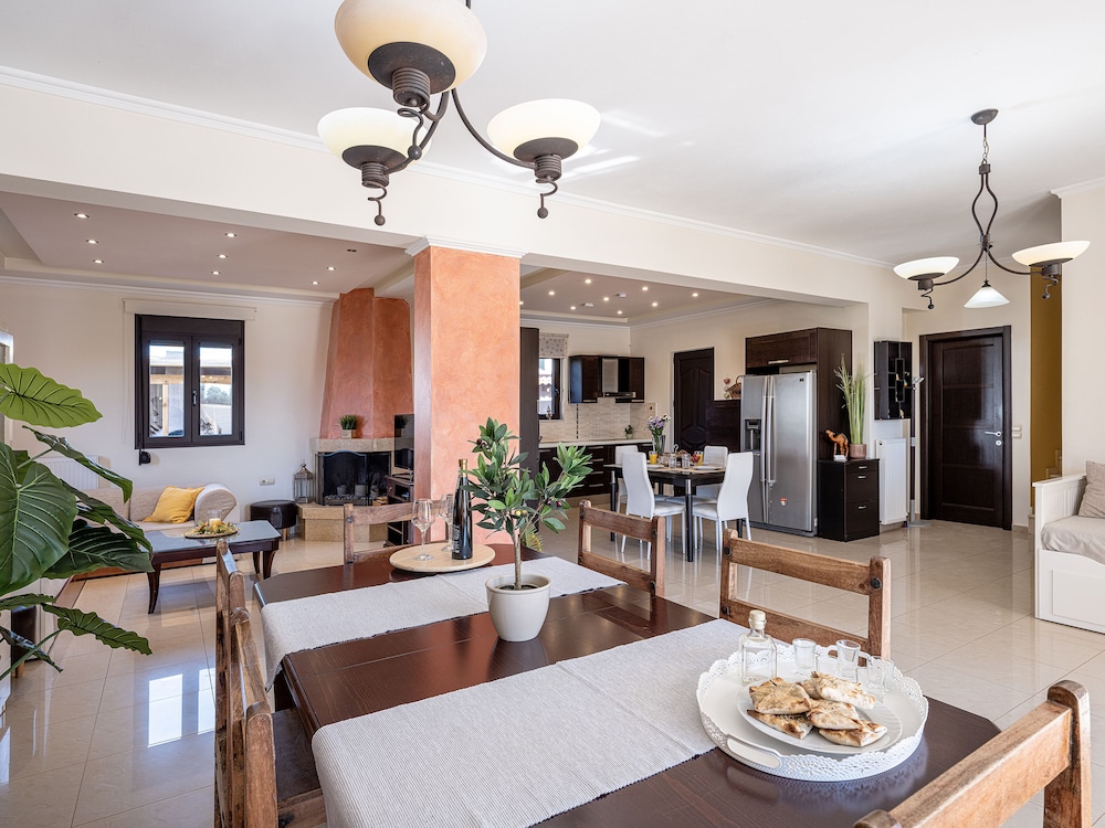 Villa Fanouris