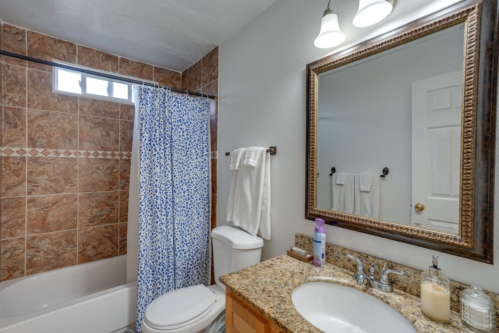 Vallejo Vacations - Vallejo Home w/ Spacious Deck, Hot Tub Views - Property Image 49
