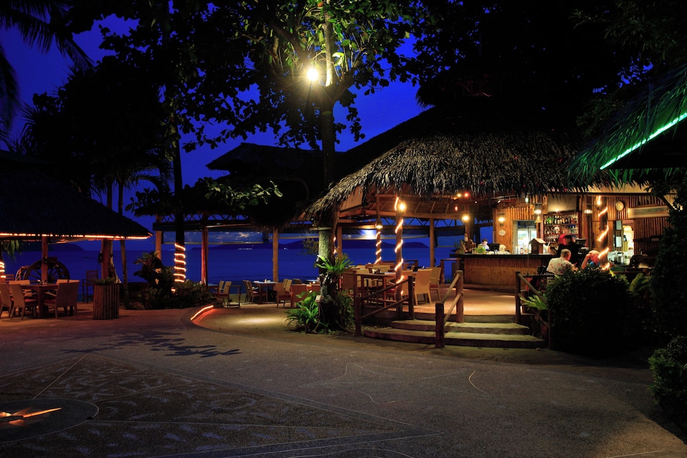 Friendship Beach Resort & Atmanjai Wellness Spa