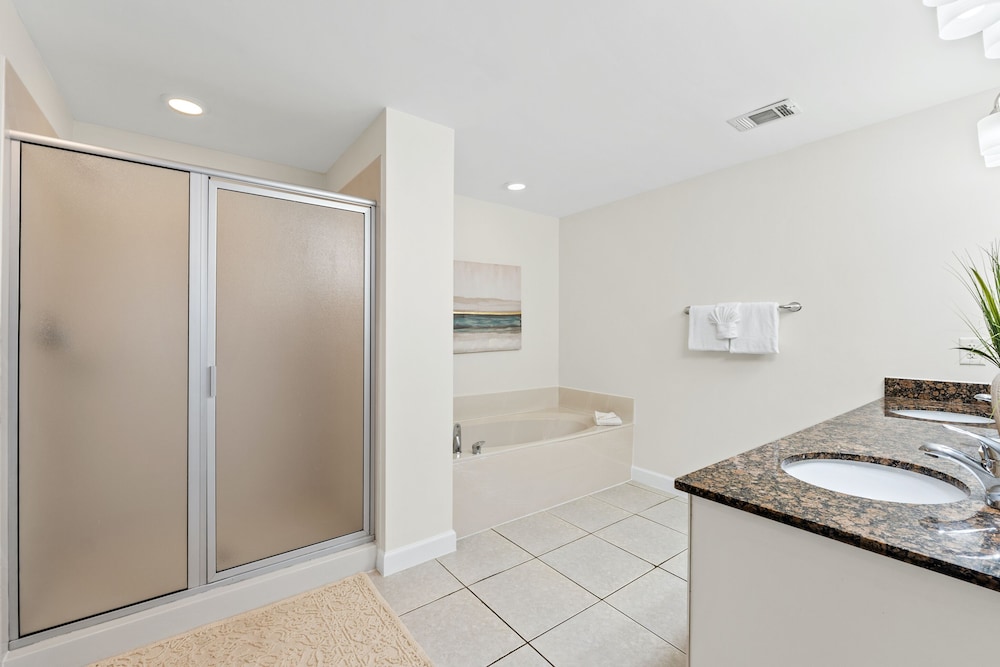Splash Beach Resort by Panhandle Getaways
