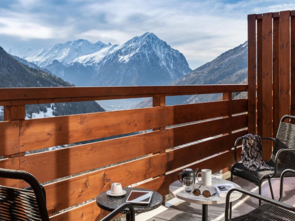Apartment in Vaujany Near Alpe D'huez Slopes