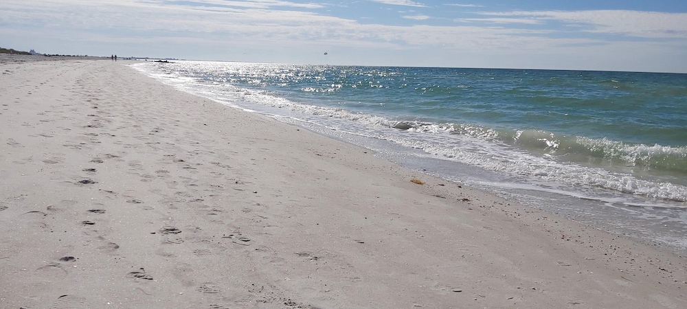 Beach Please