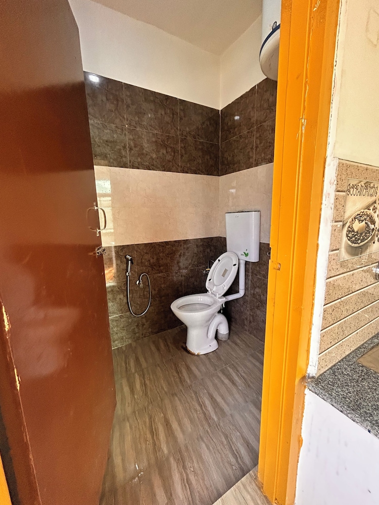 WANI APARTMENTS BEMINA SRINAGAR